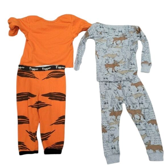 Bundle of 3 matching pajama sets - Picture 2 of 3